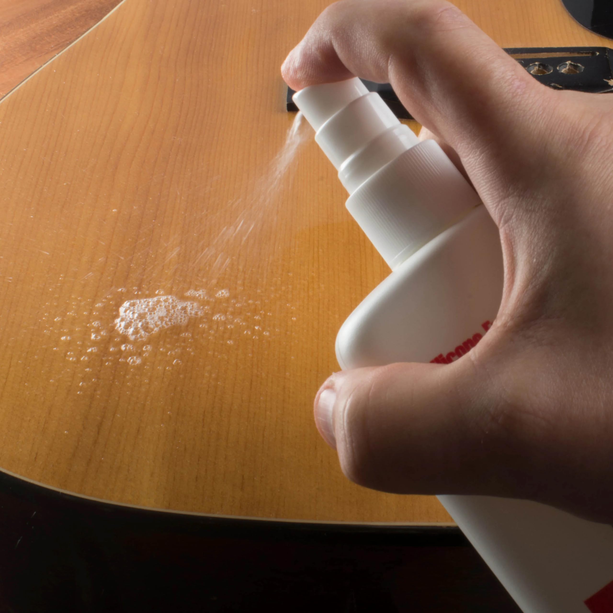 ColorTone Clean + Polish Set – Complete Guitar Finish Care Kit with Clean + Shine, Scratch Remover, Fretboard Saver, Towels, Polishing Mitten & Cleaning Tools (104744) - Image 4