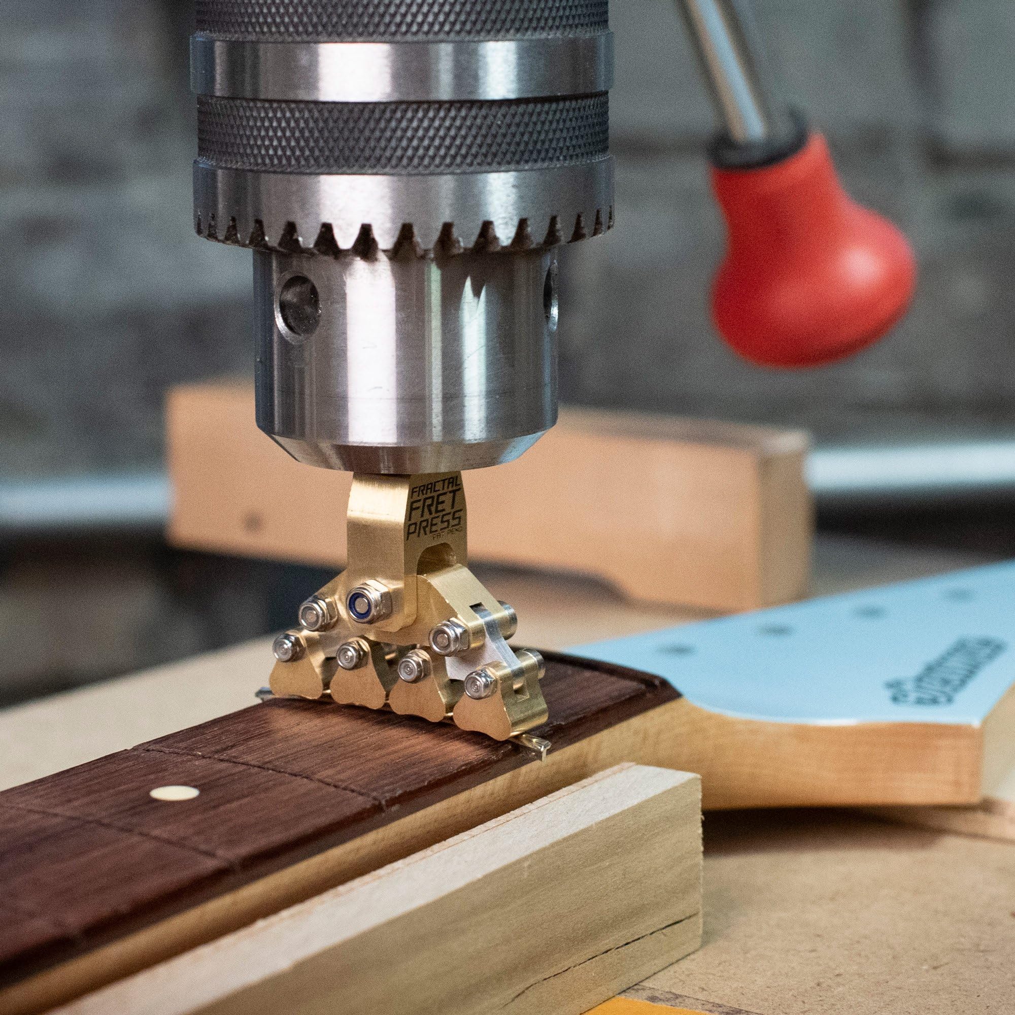 J Edwards Fractal Fret Press, Self-Adjusting Design - Adapts to Any Fingerboard Radius From 6" to Flat - Image 4