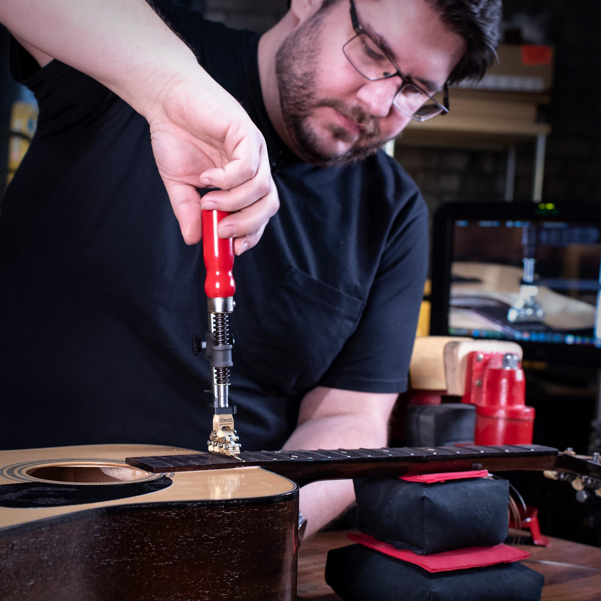 J Edwards Fractal Fret Press, Self-Adjusting Design - Adapts to Any Fingerboard Radius From 6" to Flat - Image 7