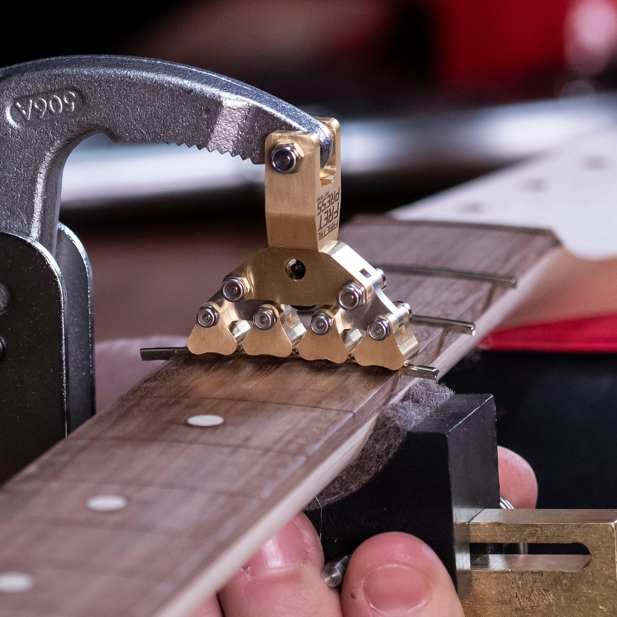 J Edwards Fractal Fret Press, Self-Adjusting Design - Adapts to Any Fingerboard Radius From 6" to Flat - Image 8